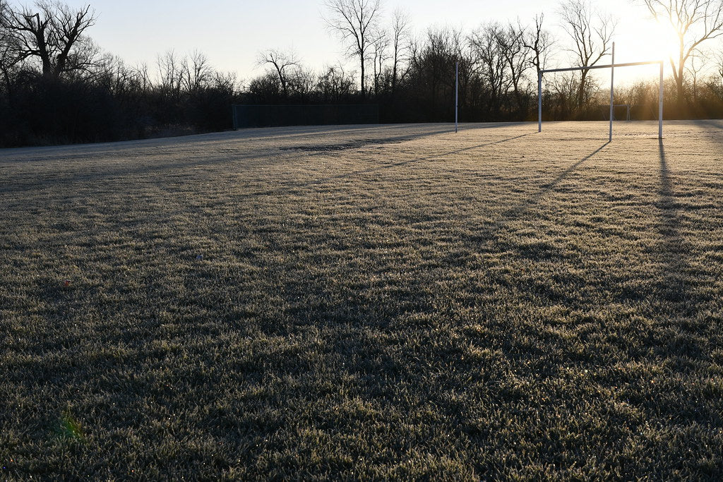 Sideline Survival Guide: How Parents Can Stay Warm at Kids’ Winter Games